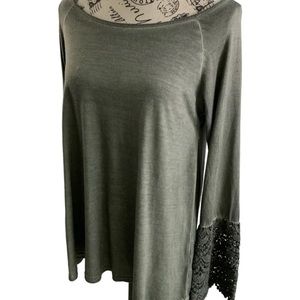 She & Sky women’s small boho blouse